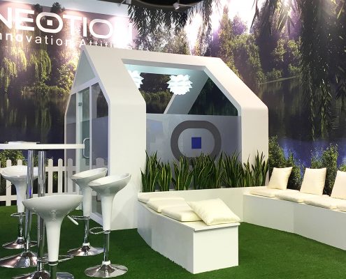 Custom-Booth-Neotion-IBC-2017-Floral-Decoration